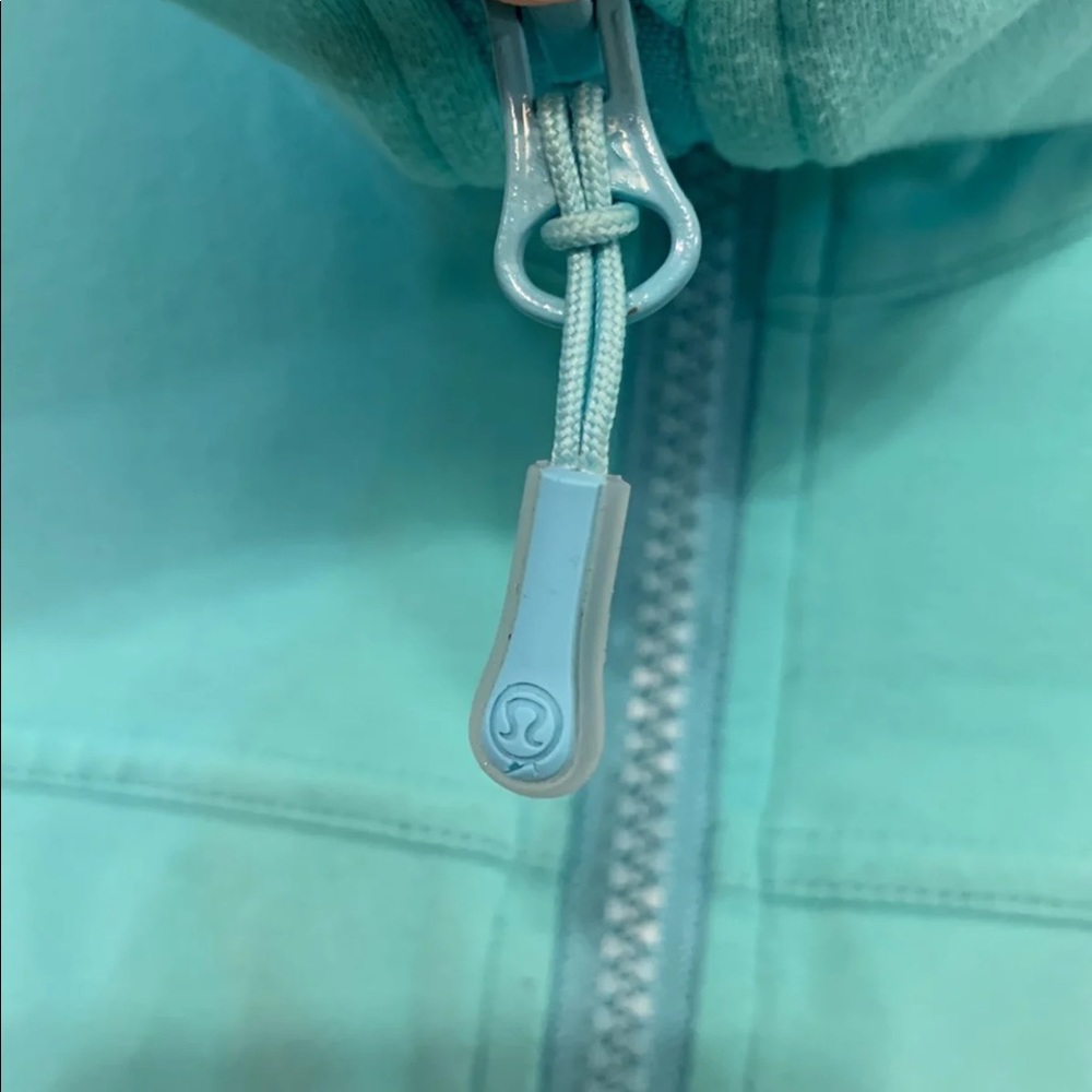 Lululemon Jacket - Picture 6 of 6